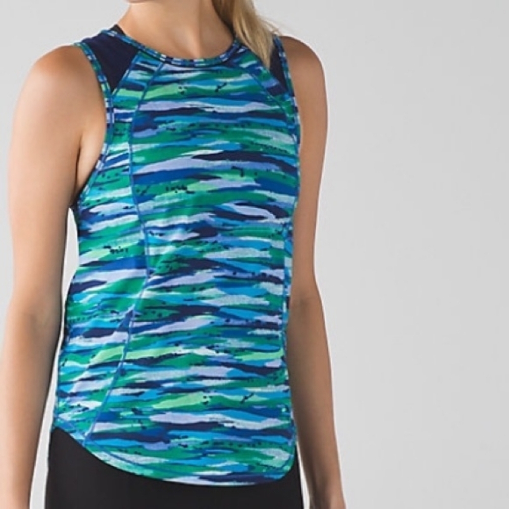 Lululemon Striped Sculpt Tank